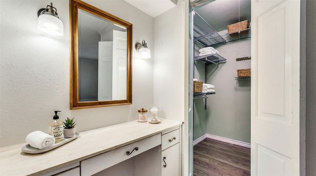 3227 Rolling Knoll Drive, Farmers Branch, TX 75234