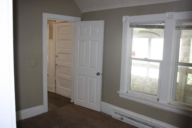 833 3rd Street E, Saint Paul, MN 55106