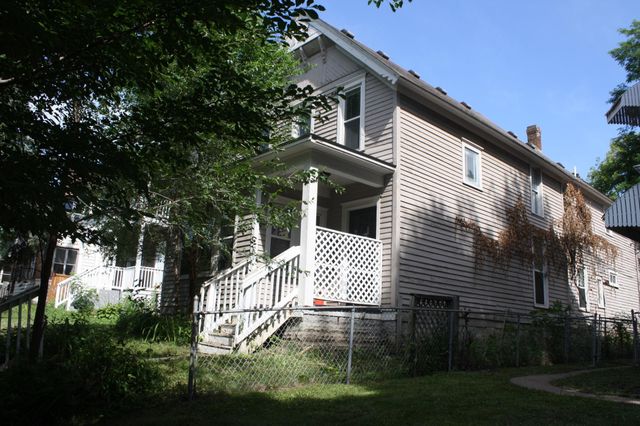 833 3rd Street E, Saint Paul, MN 55106