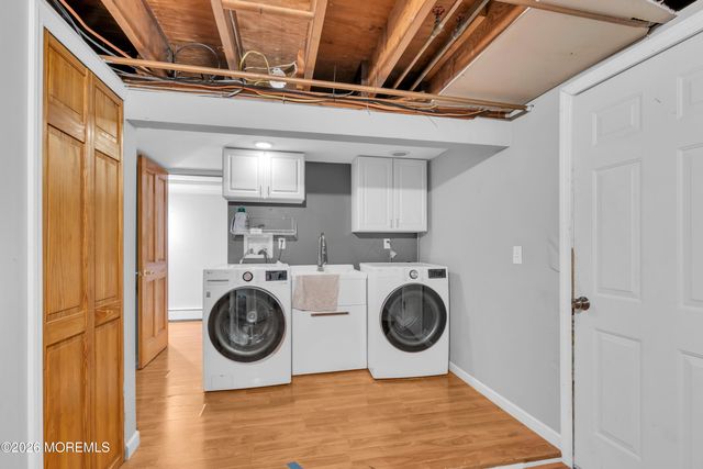 559 Dow Avenue, Oakhurst, NJ 07755