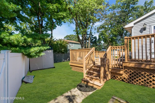 559 Dow Avenue, Oakhurst, NJ 07755