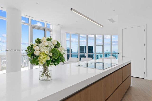 851 NE 1st Avenue PH 5700, Miami, FL 33132