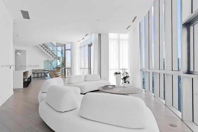851 NE 1st Avenue PH 5700, Miami, FL 33132
