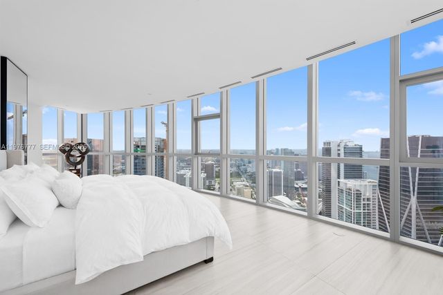 851 NE 1st Avenue PH 5700, Miami, FL 33132