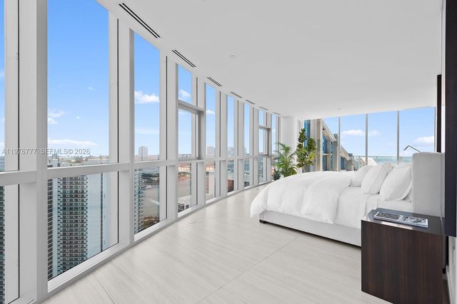 851 NE 1st Avenue PH 5700, Miami, FL 33132