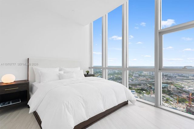 851 NE 1st Avenue PH 5700, Miami, FL 33132