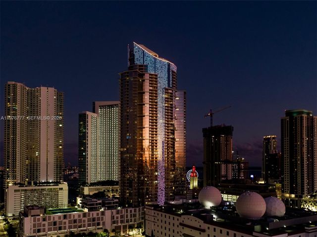 851 NE 1st Avenue PH 5700, Miami, FL 33132
