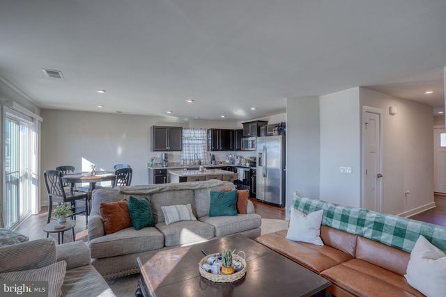 28484 HAWTHORNE TRL, Milton, DE 19968