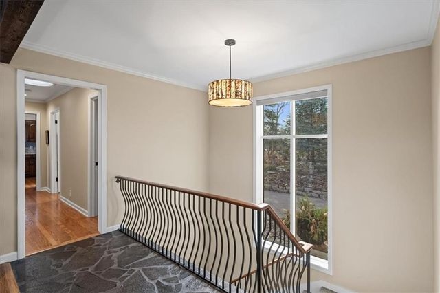 450 Hillcrest Street E, Lake Quivira, KS 66217