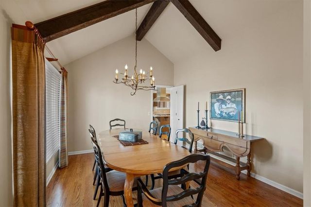 450 Hillcrest Street E, Lake Quivira, KS 66217