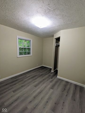 243 S Grand Avenue, Connersville, IN 47331