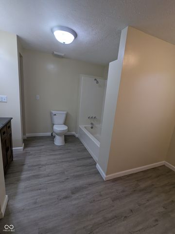 243 S Grand Avenue, Connersville, IN 47331