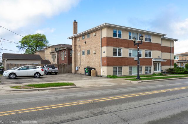 7347 W Diversey Avenue 7, Elmwood Park, IL 60707