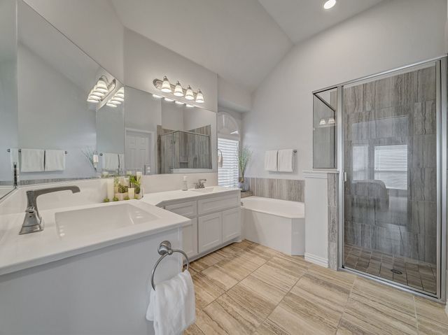 426 Brook Meadow Drive, Midlothian, TX 76065