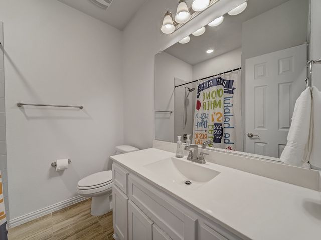 426 Brook Meadow Drive, Midlothian, TX 76065