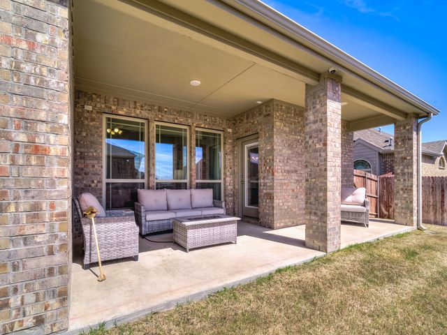426 Brook Meadow Drive, Midlothian, TX 76065