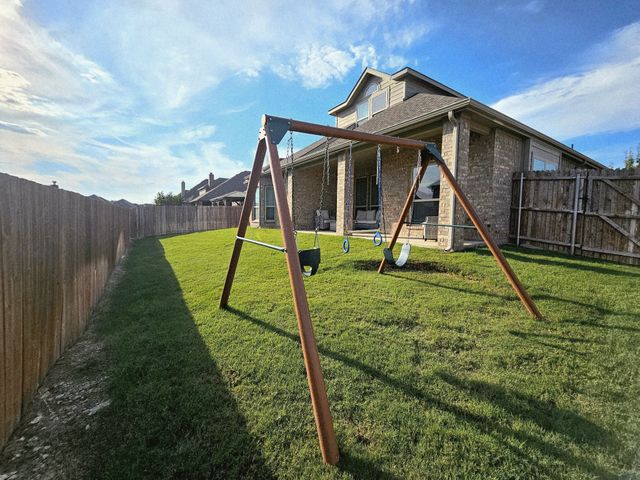 426 Brook Meadow Drive, Midlothian, TX 76065