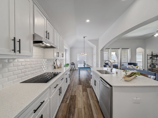 426 Brook Meadow Drive, Midlothian, TX 76065