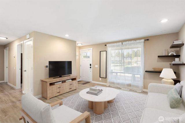 12315 SE 197th Place, Kent, WA 98031