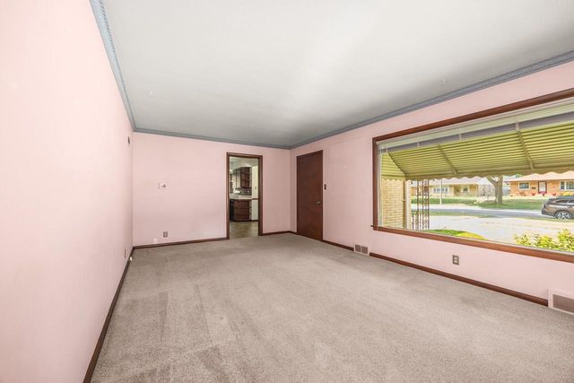 3940 N 80th STREET, Milwaukee, WI 53222
