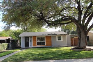 122 Bangor, San Antonio, TX 78228