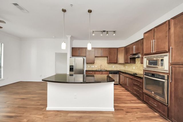 6363 San Felipe Street 447, Houston, TX 77057