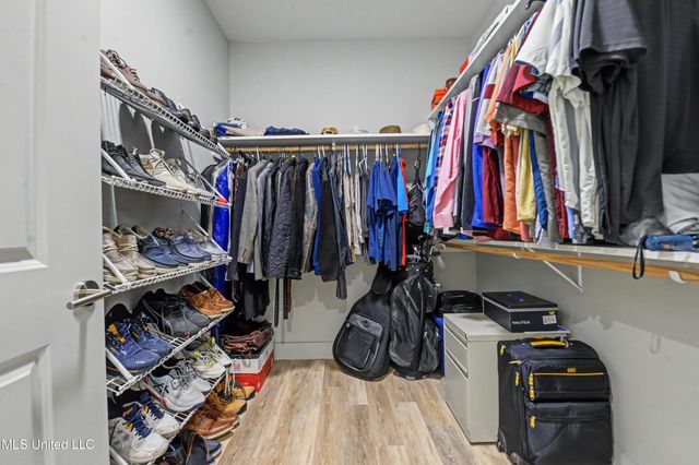 2501 Bienville Boulevard, 127, Ocean Springs, MS 39564