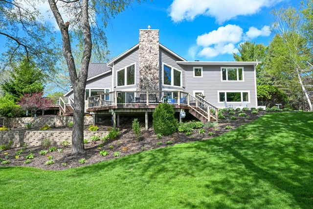 5025 Riverside ROAD, Waterford, WI 53185