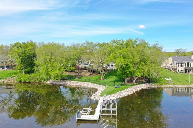 5025 Riverside ROAD, Waterford, WI 53185