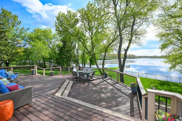 5025 Riverside ROAD, Waterford, WI 53185
