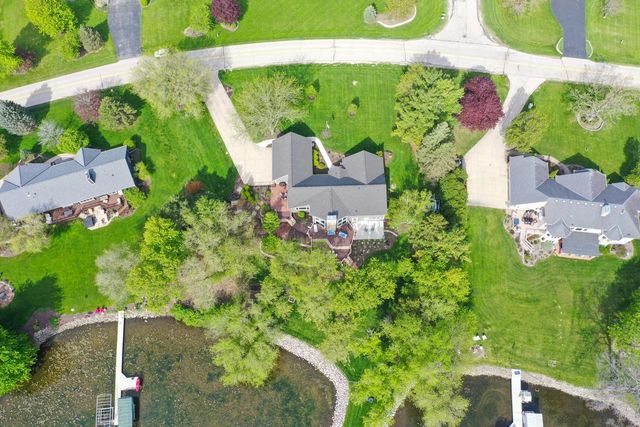 5025 Riverside ROAD, Waterford, WI 53185