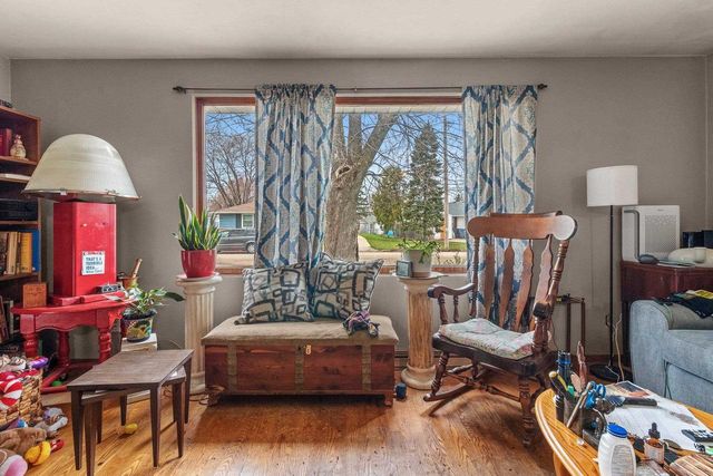 608 KNIGHT AVENUE, Neenah, WI 54956