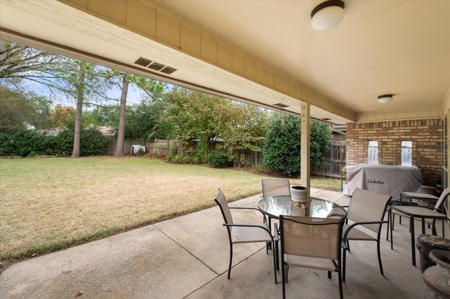 1301 Pinon Drive, Mansfield, TX 76063