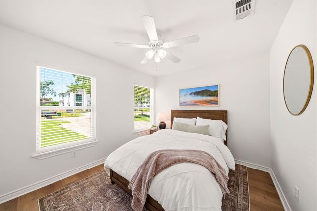 1108 Wakefield Drive, Houston, TX 77018