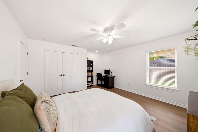 1108 Wakefield Drive, Houston, TX 77018
