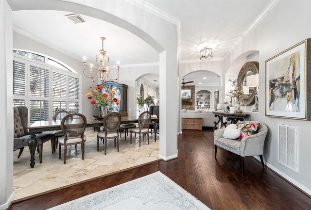 38 E Royal Mews, Conroe, TX 77384