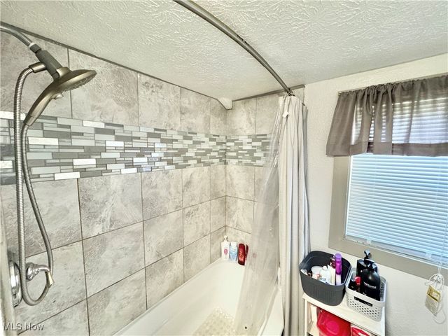 1693 Elfleda Street, Lorain, OH 44055