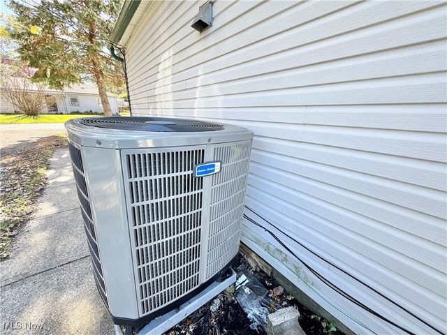 1693 Elfleda Street, Lorain, OH 44055