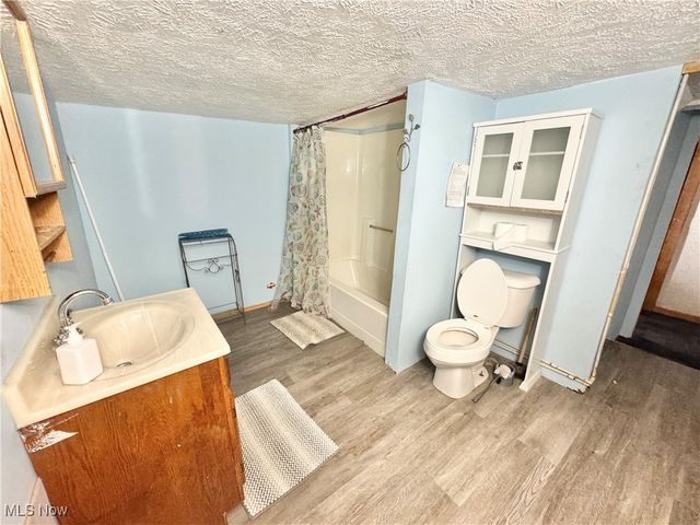 1693 Elfleda Street, Lorain, OH 44055