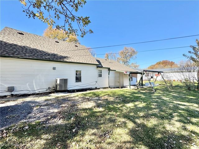 1693 Elfleda Street, Lorain, OH 44055