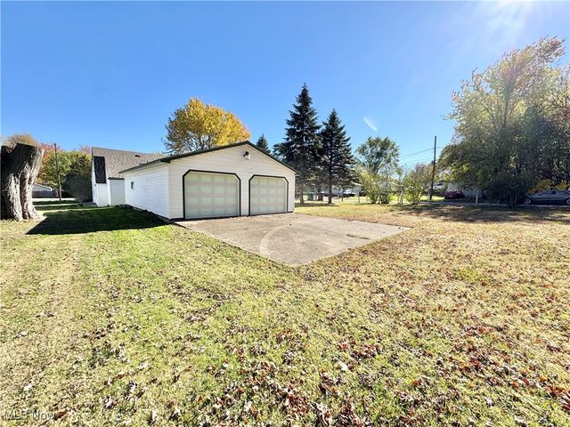 1693 Elfleda Street, Lorain, OH 44055