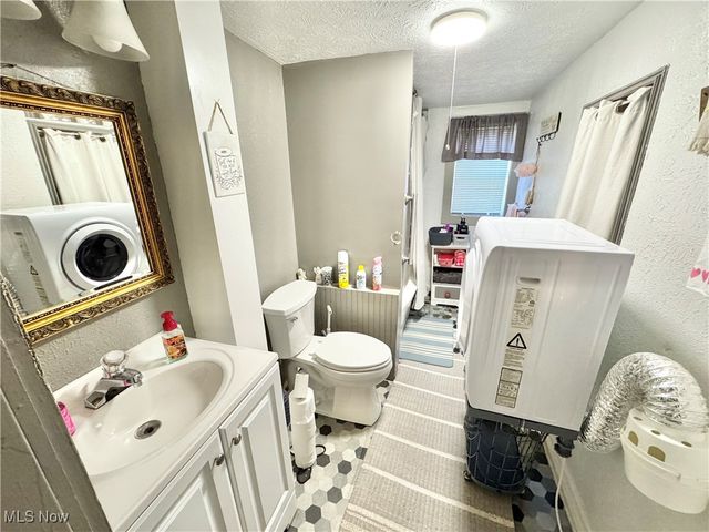 1693 Elfleda Street, Lorain, OH 44055