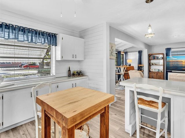 2539 Cleveland St, Hollywood, FL 33020