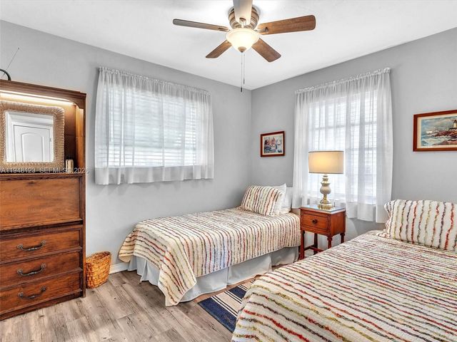 2539 Cleveland St, Hollywood, FL 33020