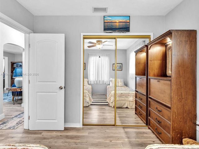 2539 Cleveland St, Hollywood, FL 33020