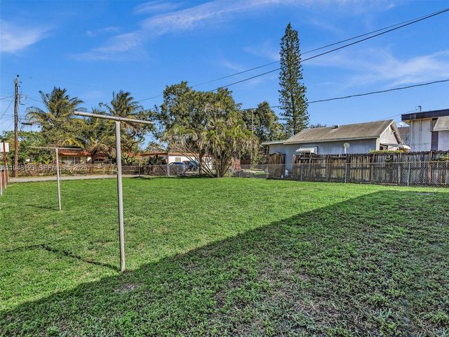 2539 Cleveland St, Hollywood, FL 33020