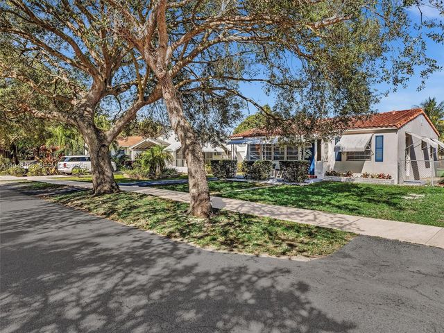 2539 Cleveland St, Hollywood, FL 33020