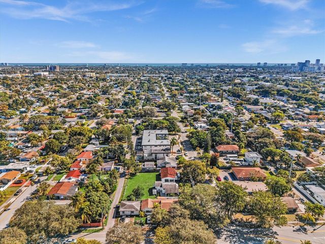 2539 Cleveland St, Hollywood, FL 33020