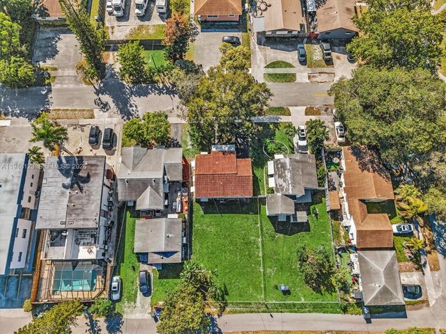 2539 Cleveland St, Hollywood, FL 33020