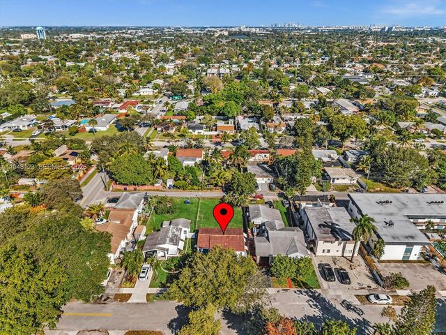 2539 Cleveland St, Hollywood, FL 33020